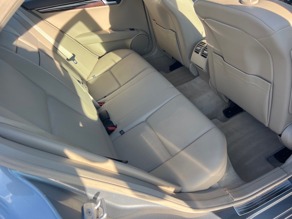 2013 Mercedes-Benz C-Class Image 10