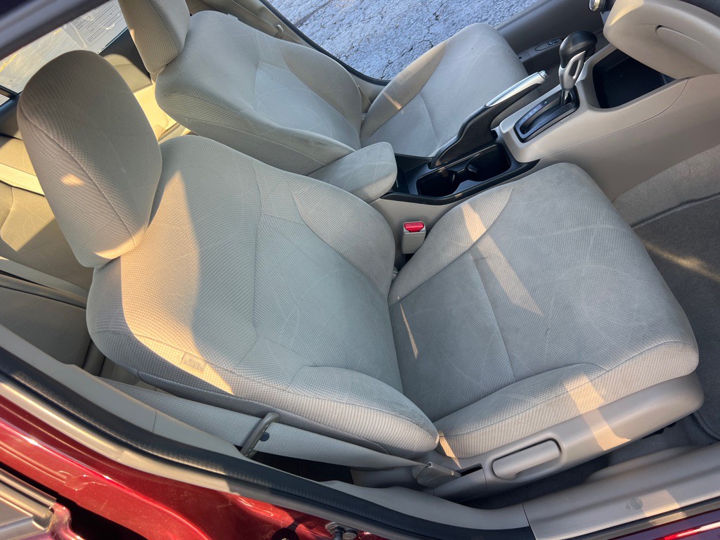 2012 Honda Civic Image 19