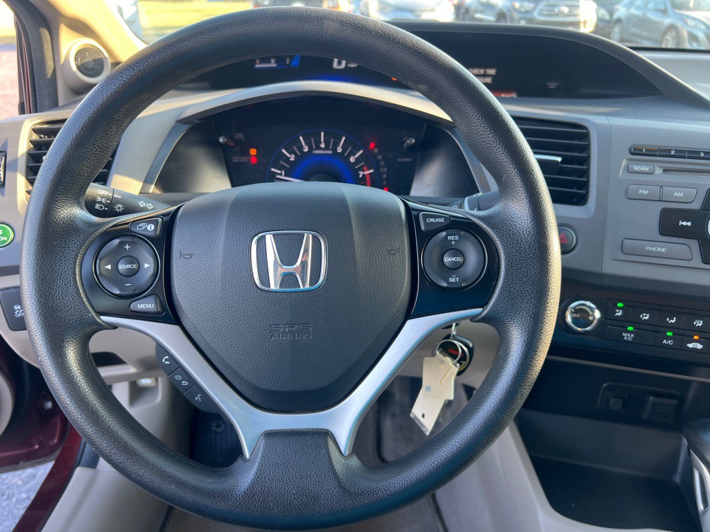 2012 Honda Civic Image 25