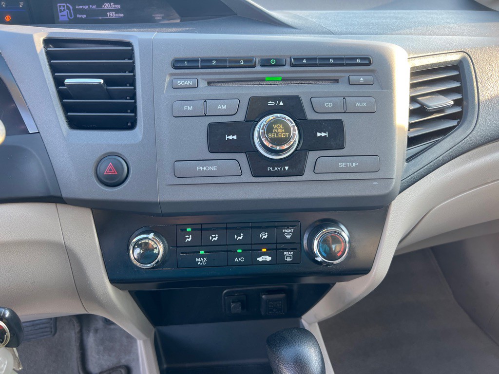 2012 Honda Civic Image 27