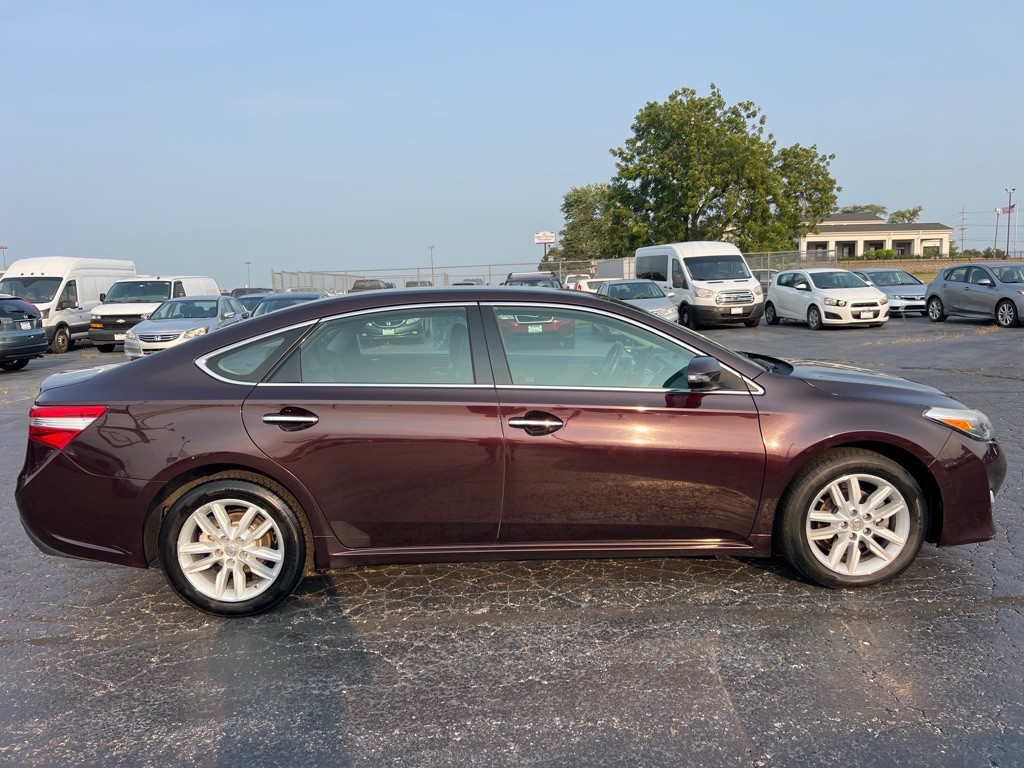 2013 Toyota Avalon Image 8