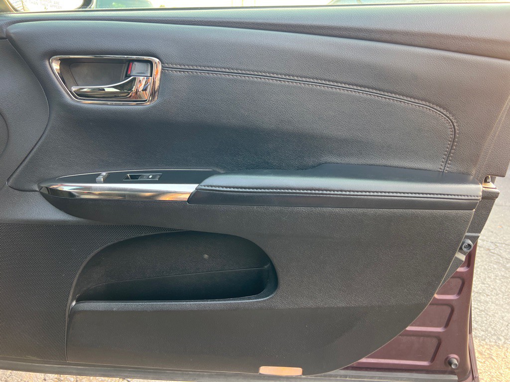 2013 Toyota Avalon Image 18