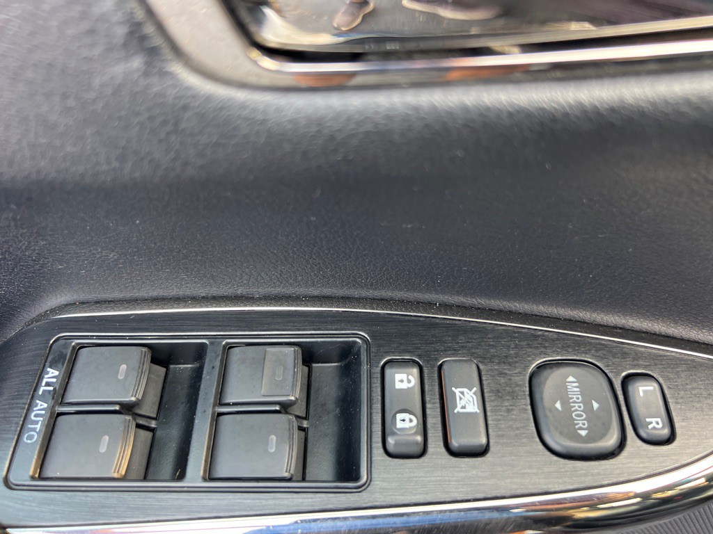 2013 Toyota Avalon Image 25