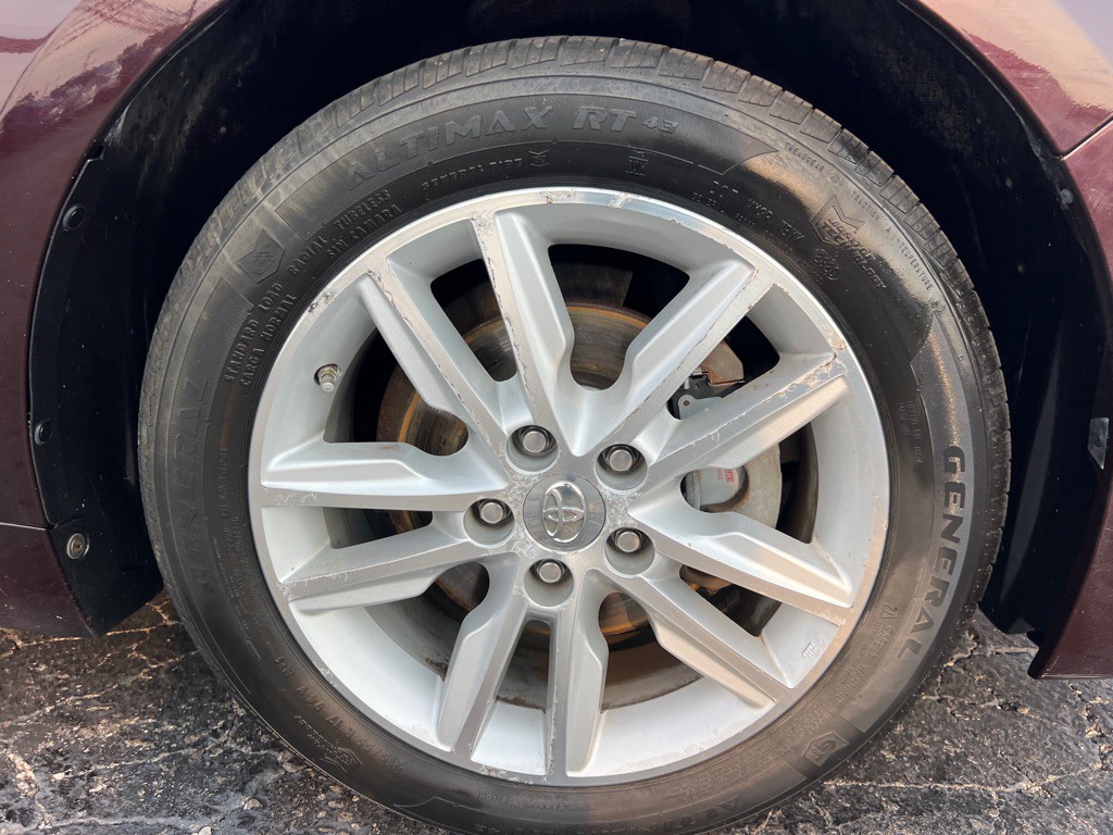 2013 Toyota Avalon Image 38