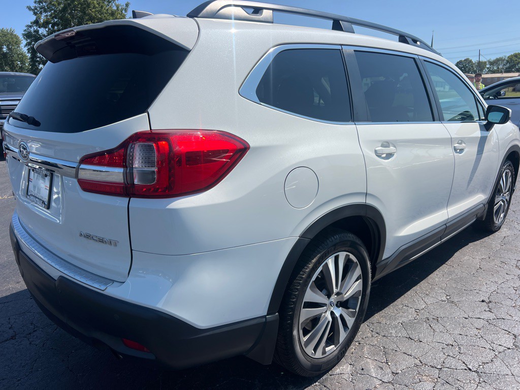 2021 Subaru Ascent Image 7