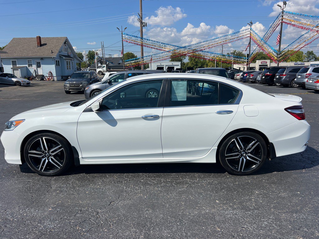2017 Honda Accord Image 4