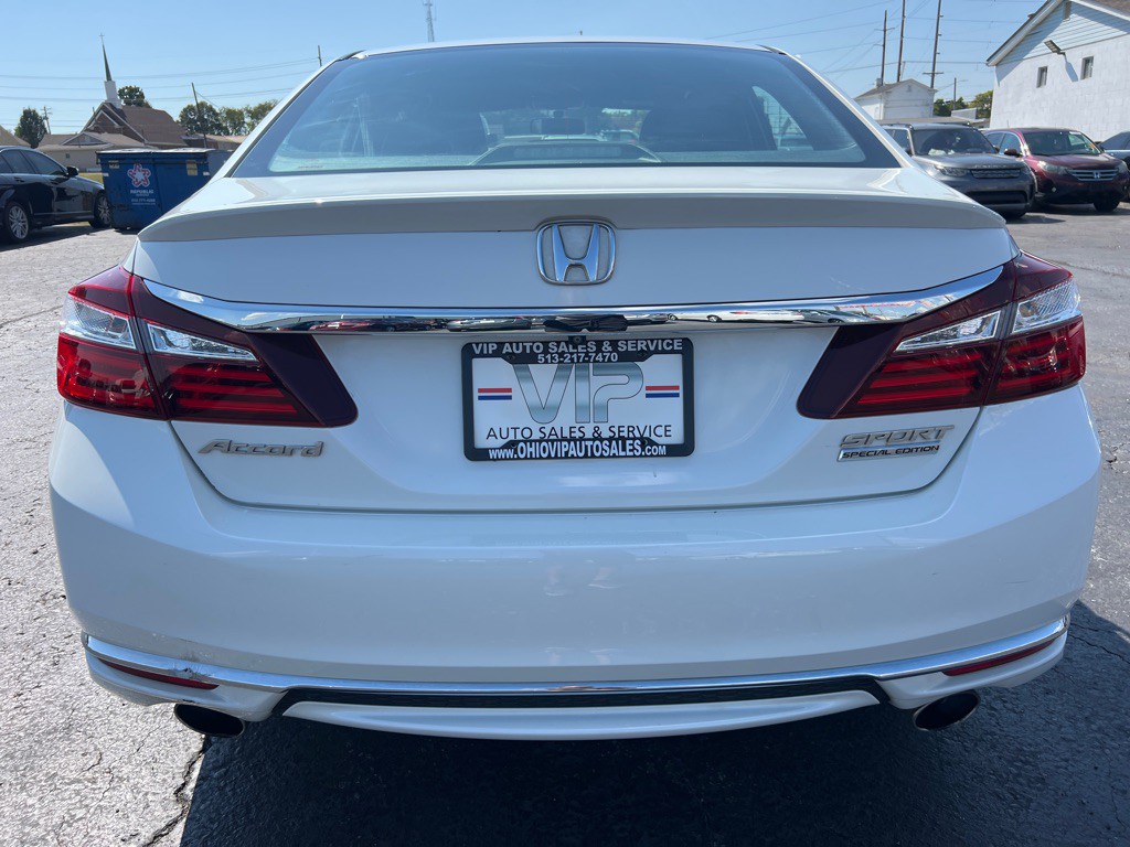2017 Honda Accord Image 6