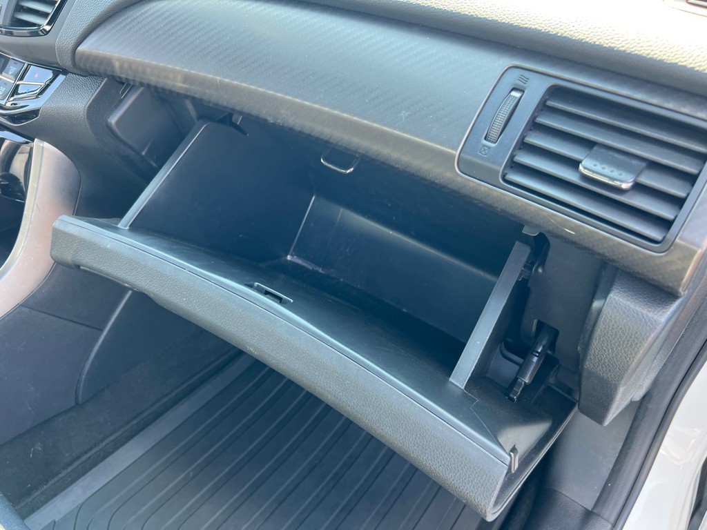 2017 Honda Accord Image 21