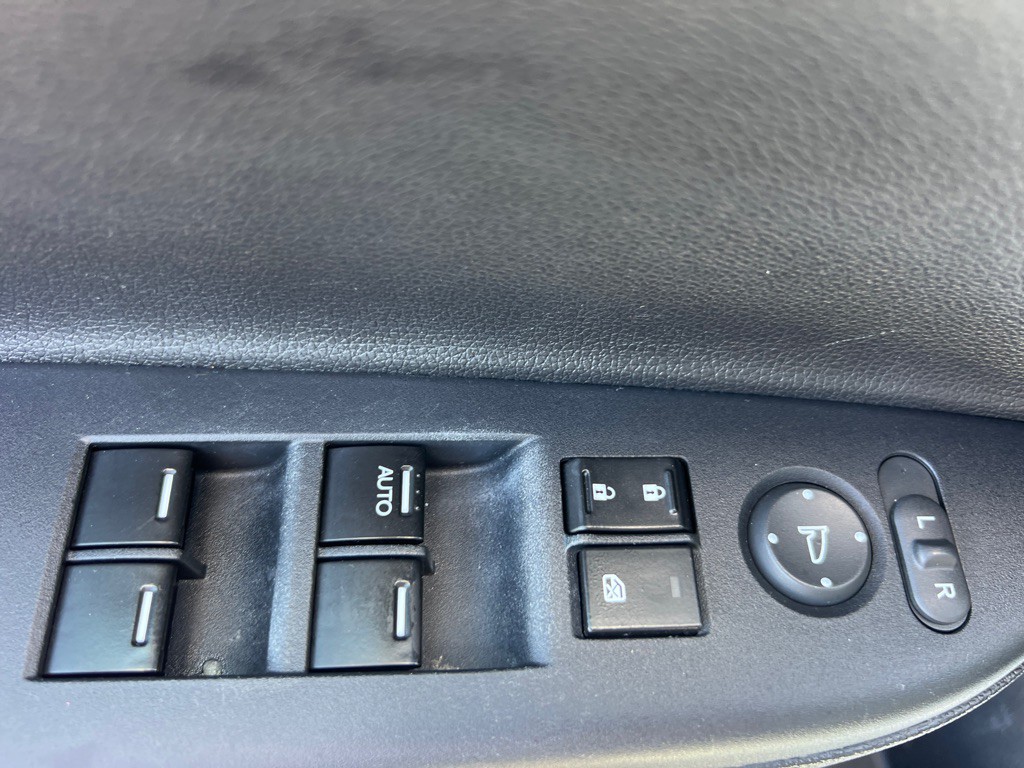 2017 Honda Accord Image 25
