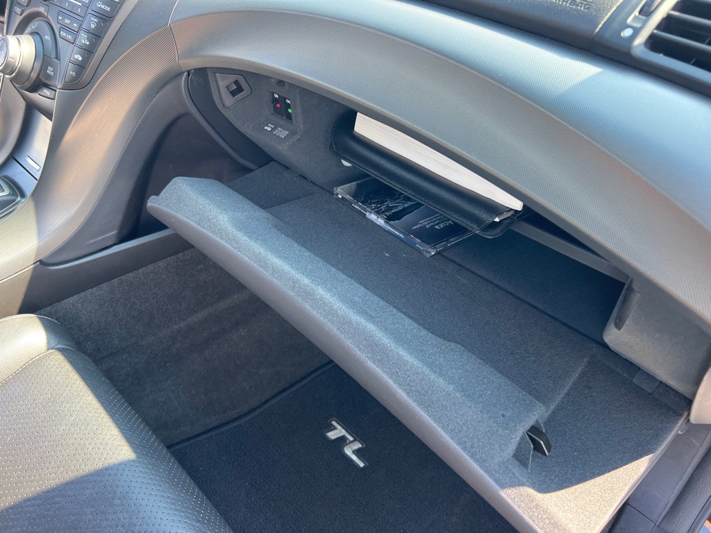 2012 Acura TL Image 21