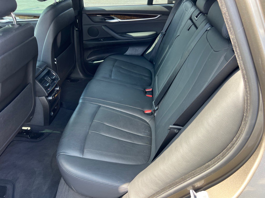 2017 BMW X5 Image 13