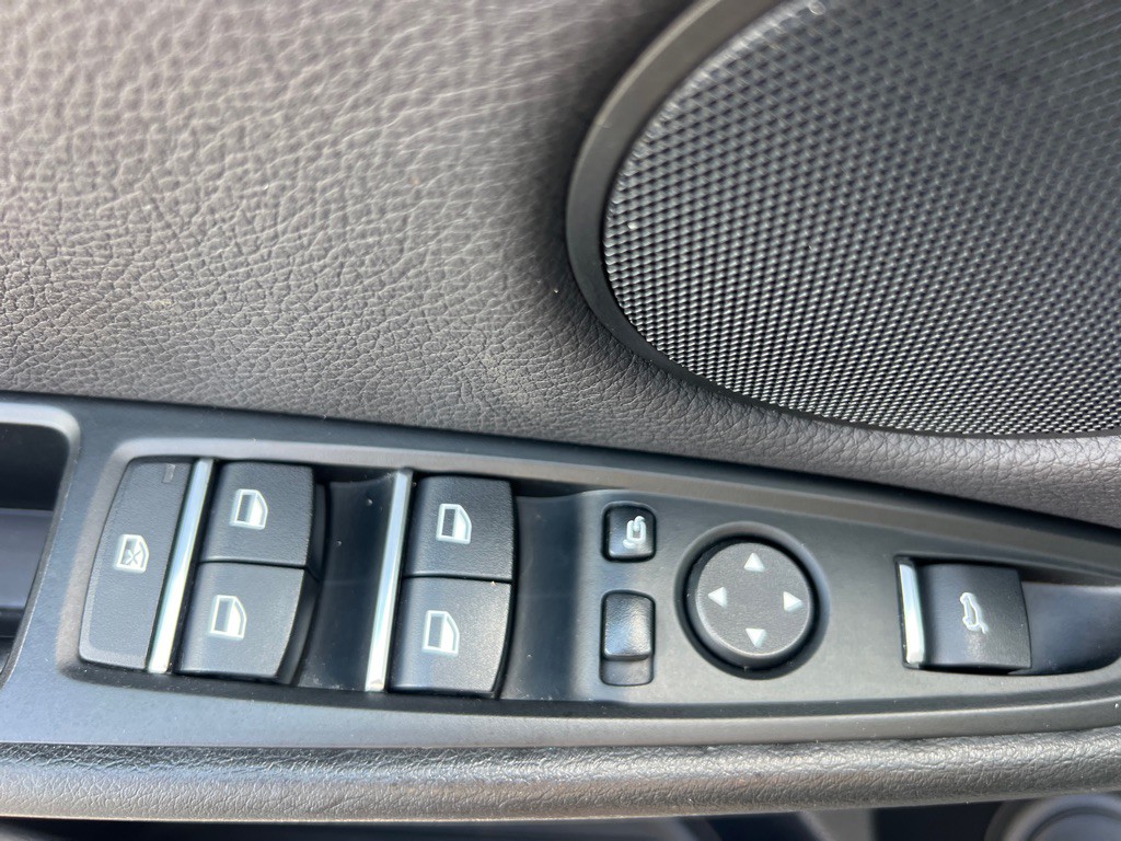 2017 BMW X5 Image 28