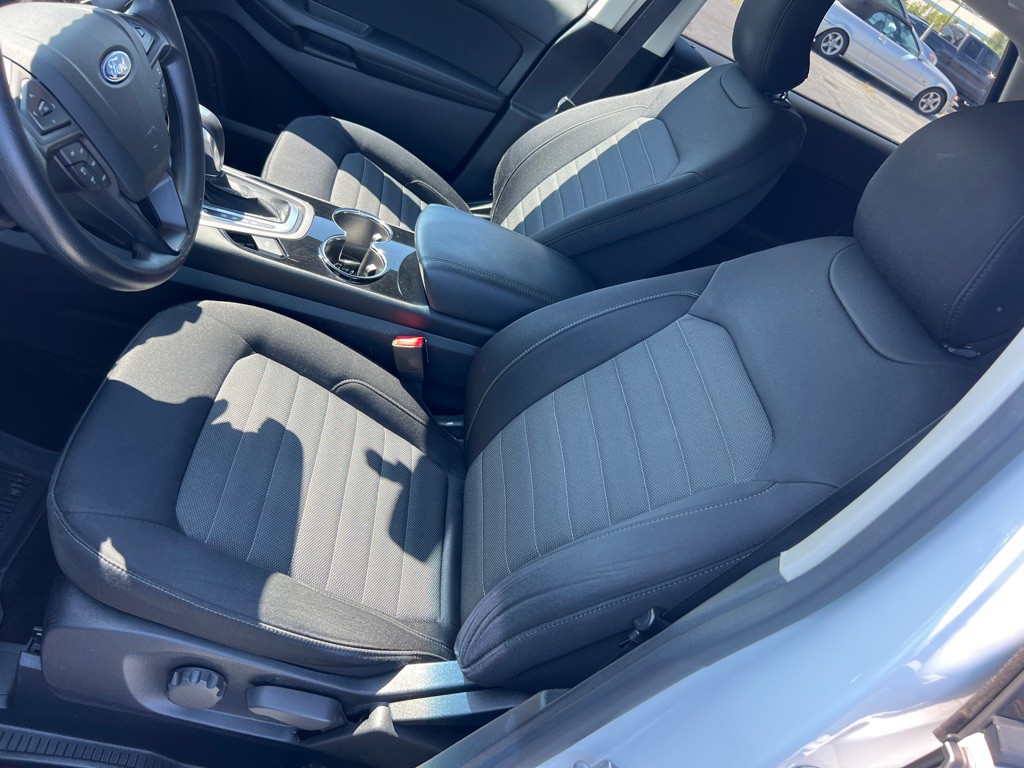 2018 Ford Edge Image 11