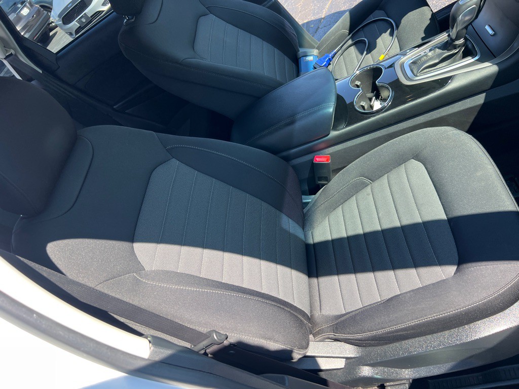 2018 Ford Edge Image 22