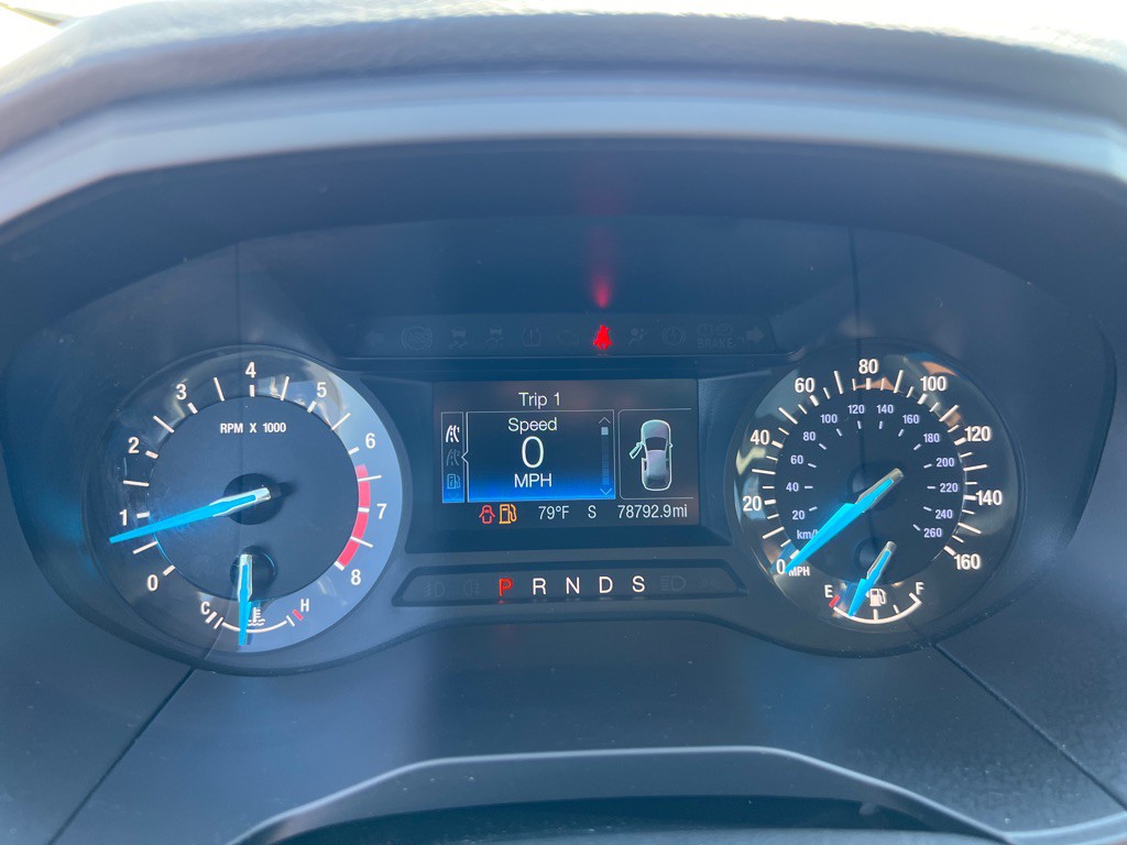 2018 Ford Edge Image 28