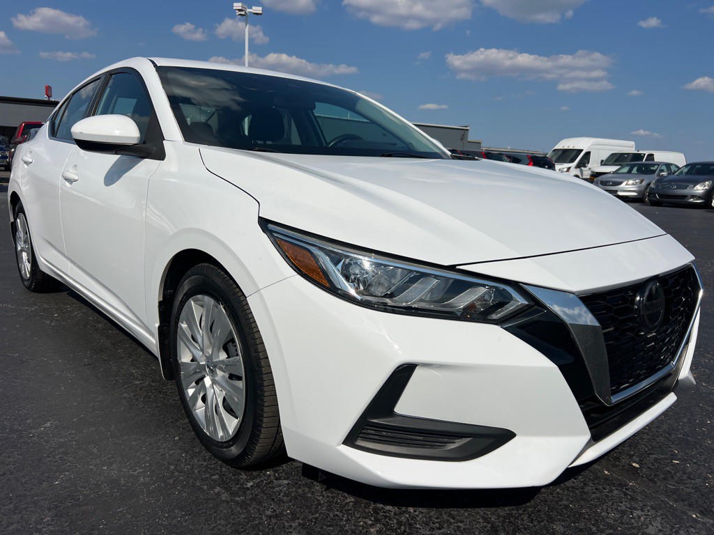 2021 Nissan Sentra Image 1
