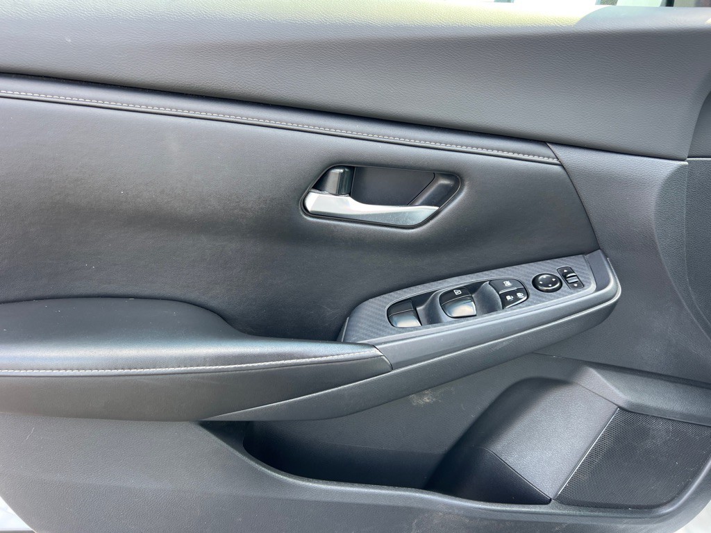 2021 Nissan Sentra Image 10