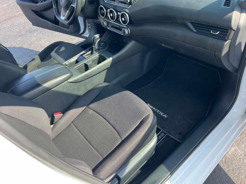 2021 Nissan Sentra Image 17