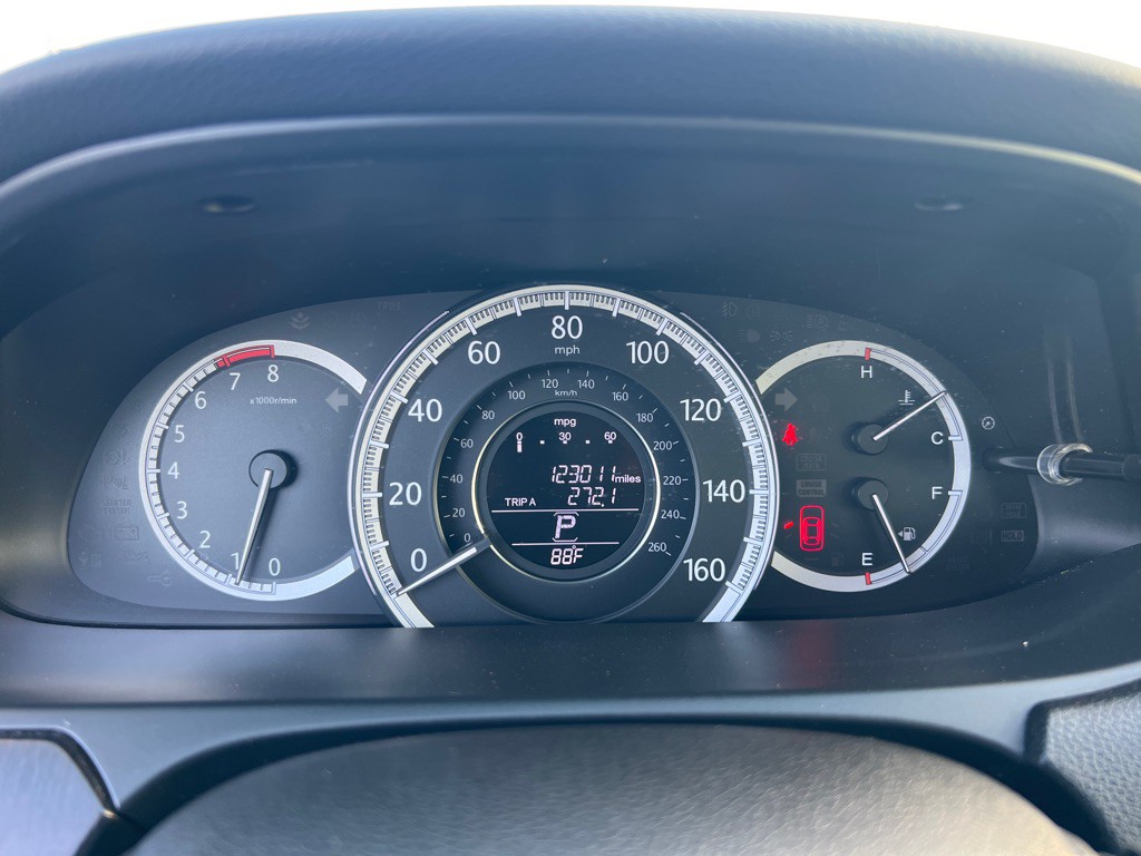 2015 Honda Accord Image 26
