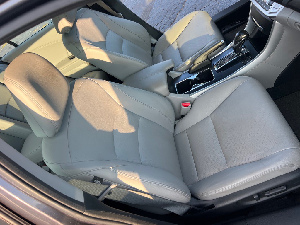 2013 Honda Accord Image 21