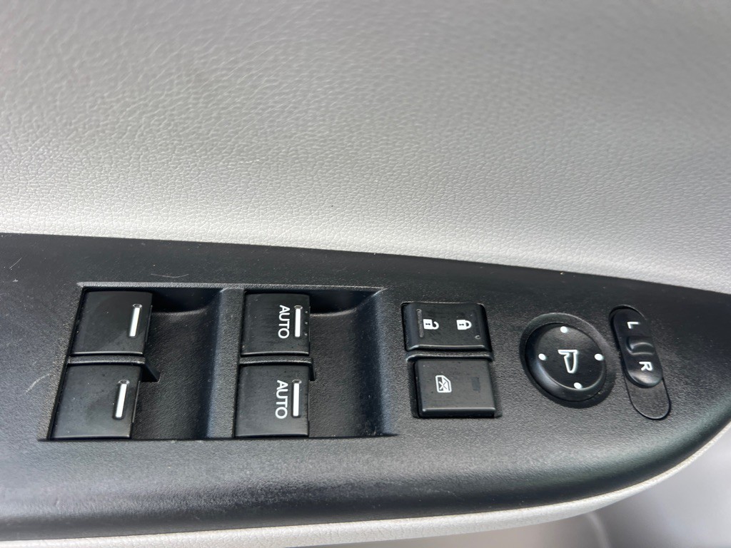 2013 Honda Accord Image 26