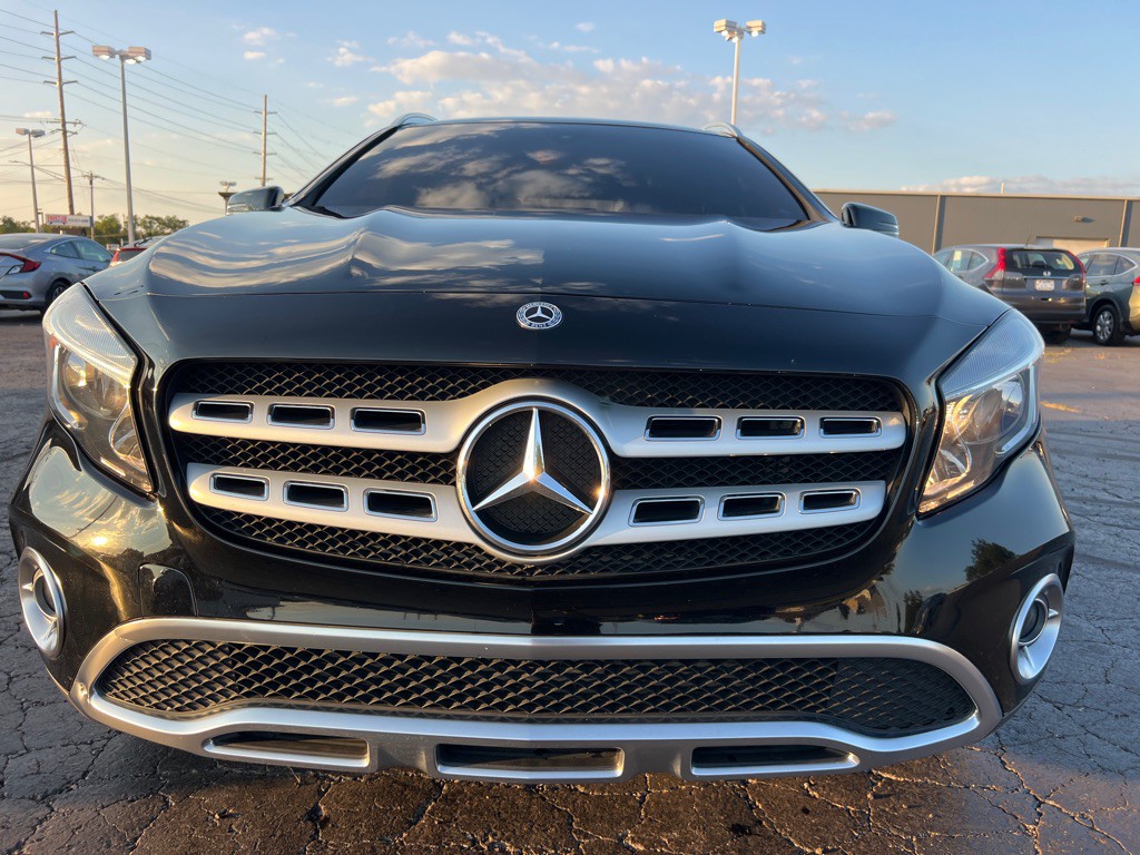 2019 Mercedes-Benz GLA-Class Image 2