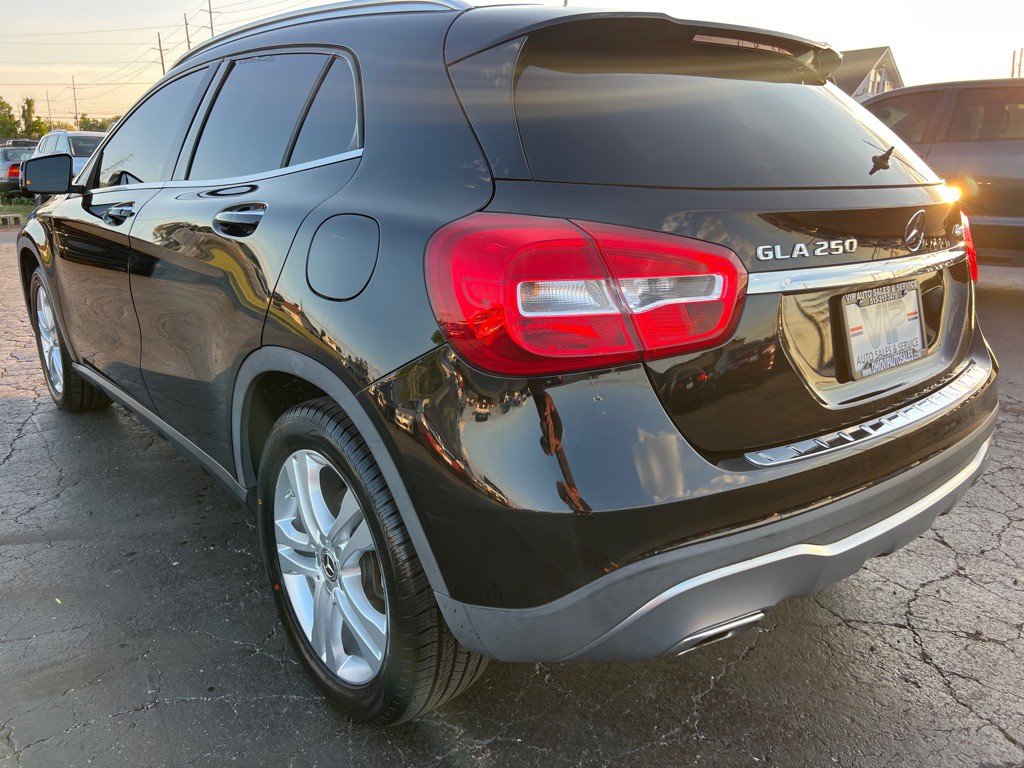 2019 Mercedes-Benz GLA-Class Image 5