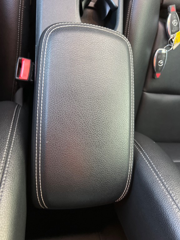 2019 Mercedes-Benz GLA-Class Image 36