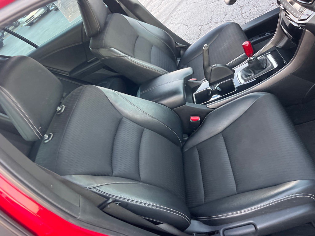2016 Honda Accord Image 20