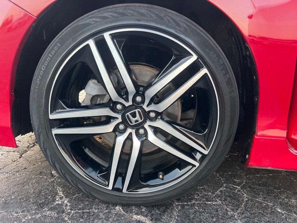 2016 Honda Accord Image 35