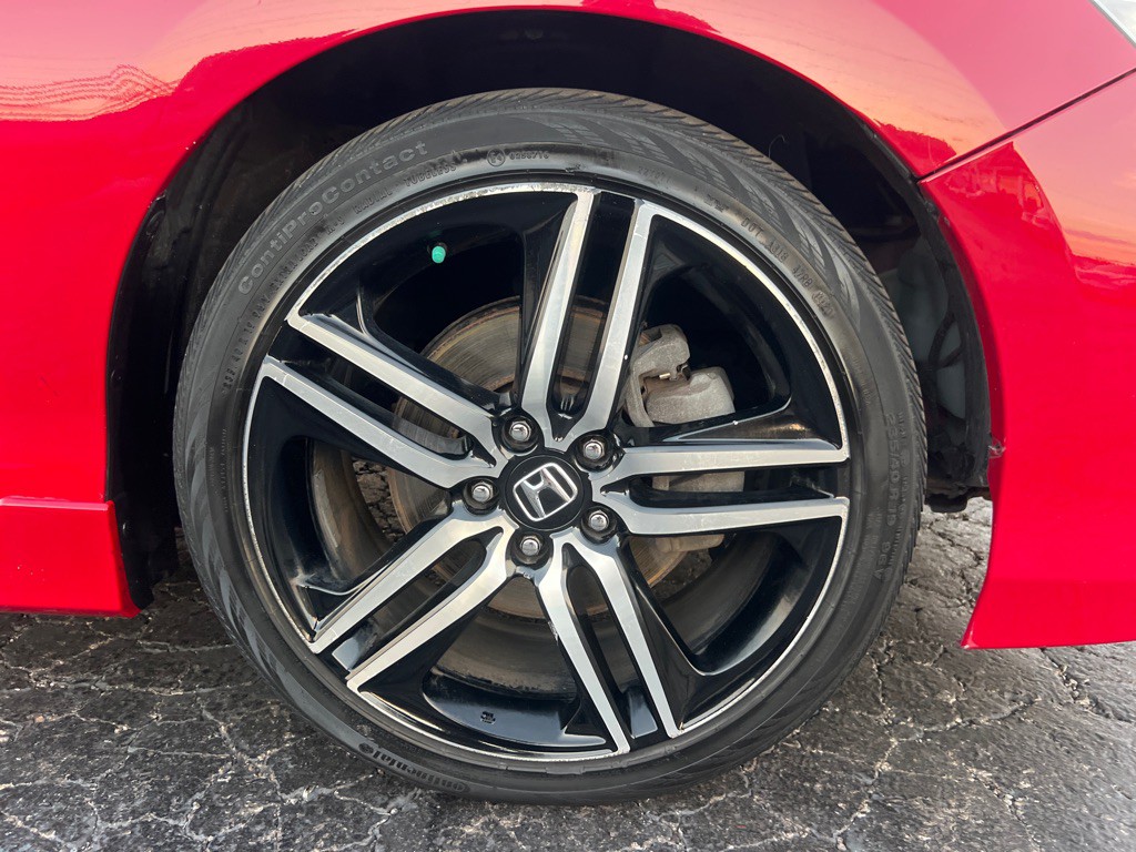 2016 Honda Accord Image 38