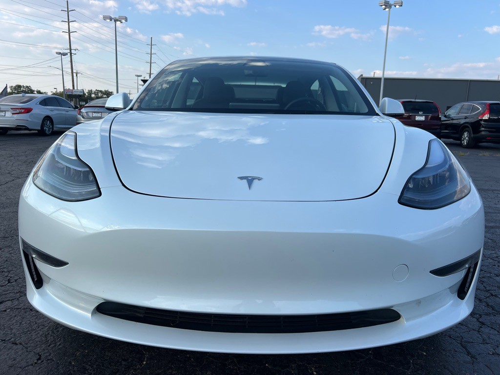 2023 Tesla Model 3 Image 2