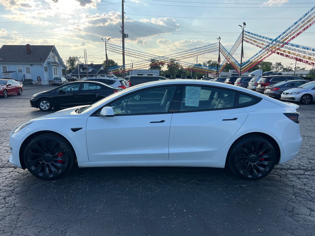 2023 Tesla Model 3 Image 4