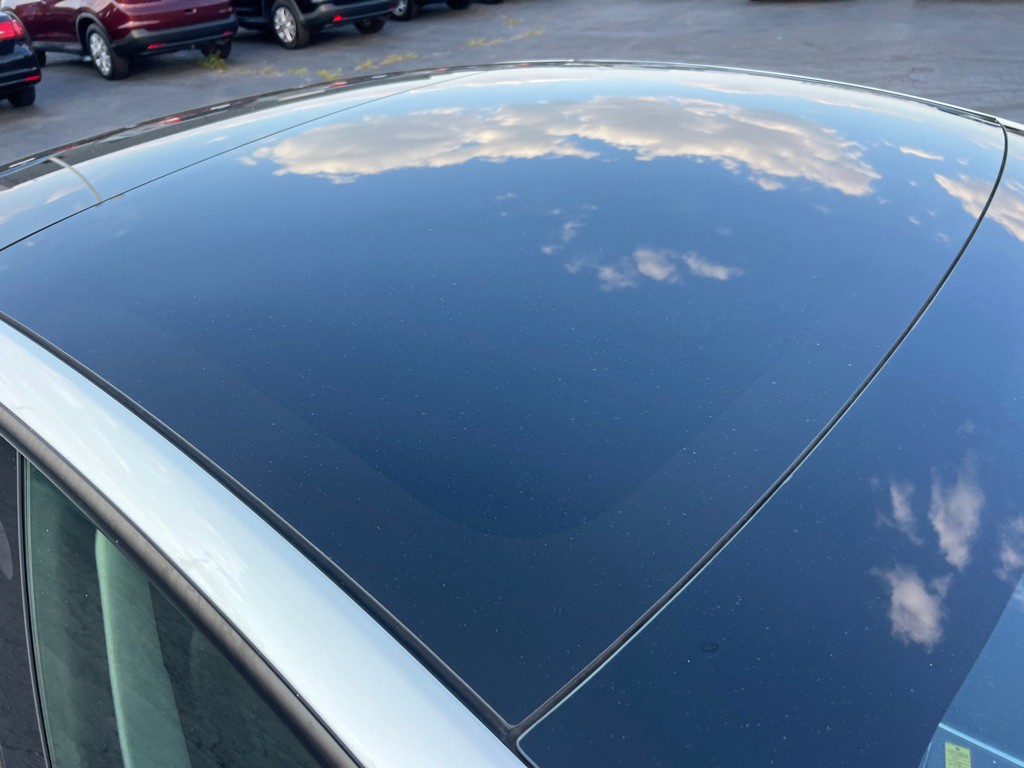 2023 Tesla Model 3 Image 9