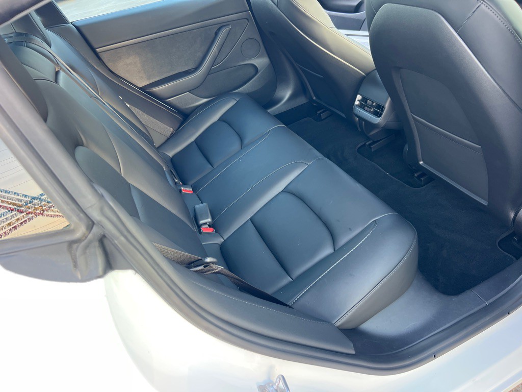 2023 Tesla Model 3 Image 15