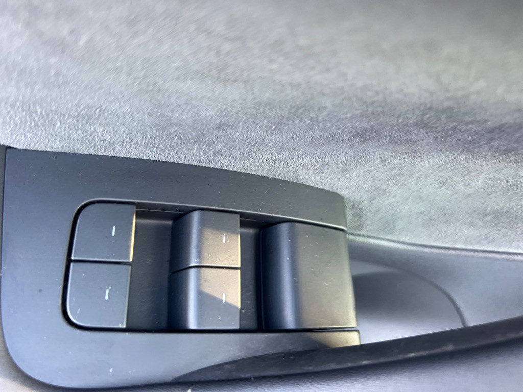 2023 Tesla Model 3 Image 25