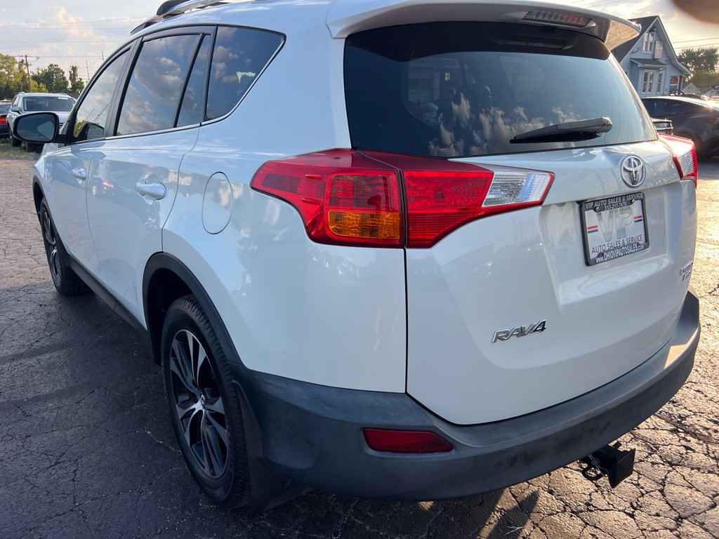 2015 Toyota Rav4 Image 5
