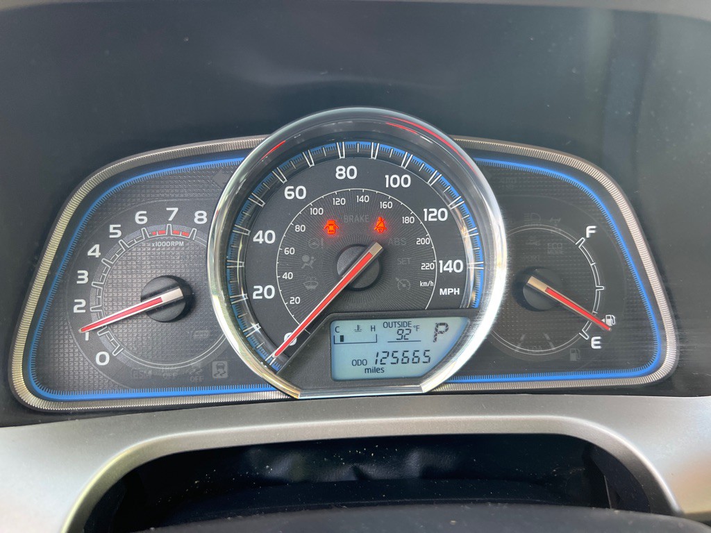 2015 Toyota Rav4 Image 30