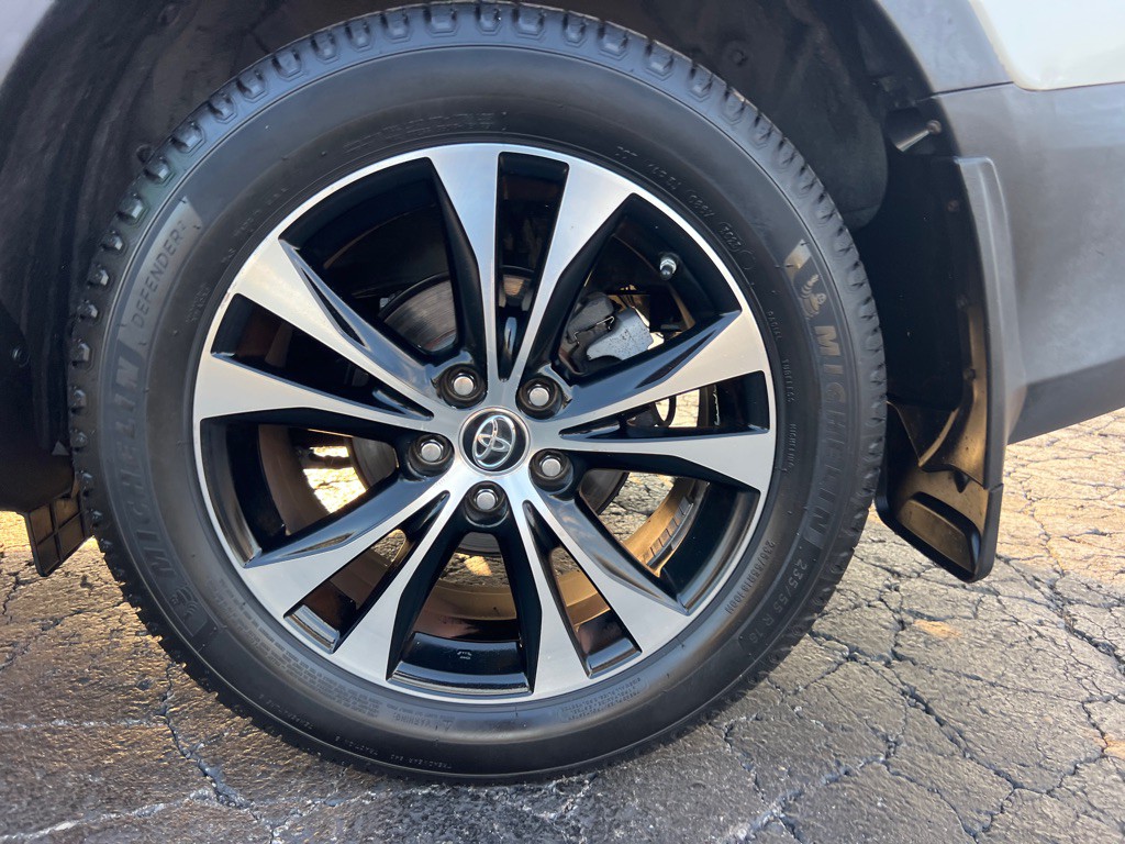 2015 Toyota Rav4 Image 41