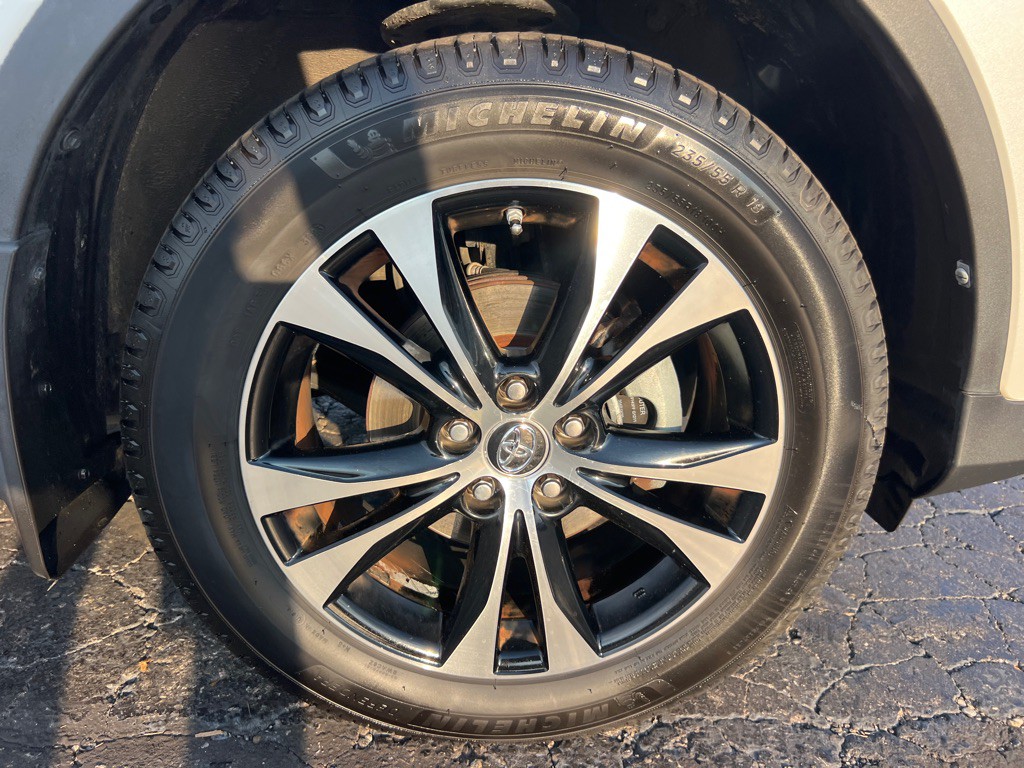 2015 Toyota Rav4 Image 43