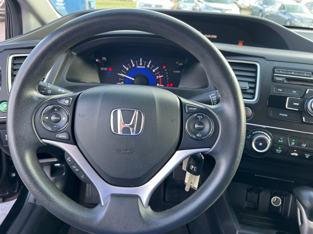 2015 Honda Civic Image 25