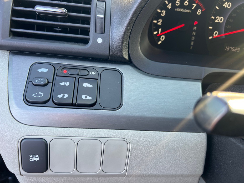 2006 Honda Odyssey Image 28