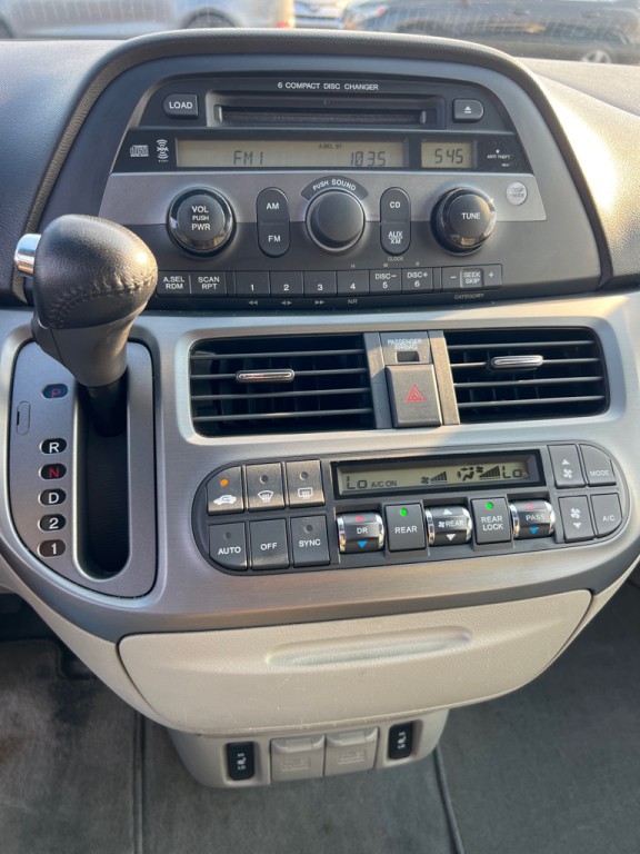 2006 Honda Odyssey Image 33