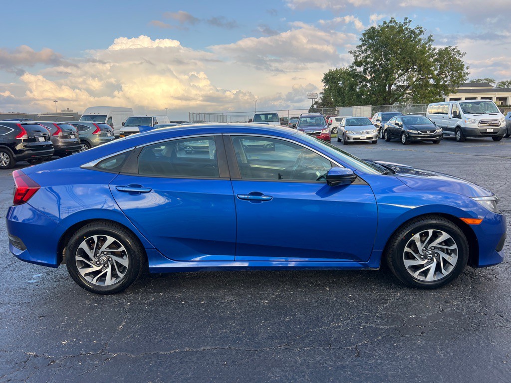 2018 Honda Civic Image 8