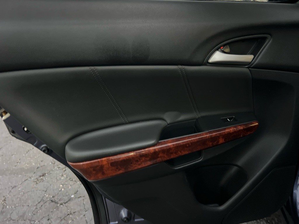 2012 Honda Crosstour Image 12