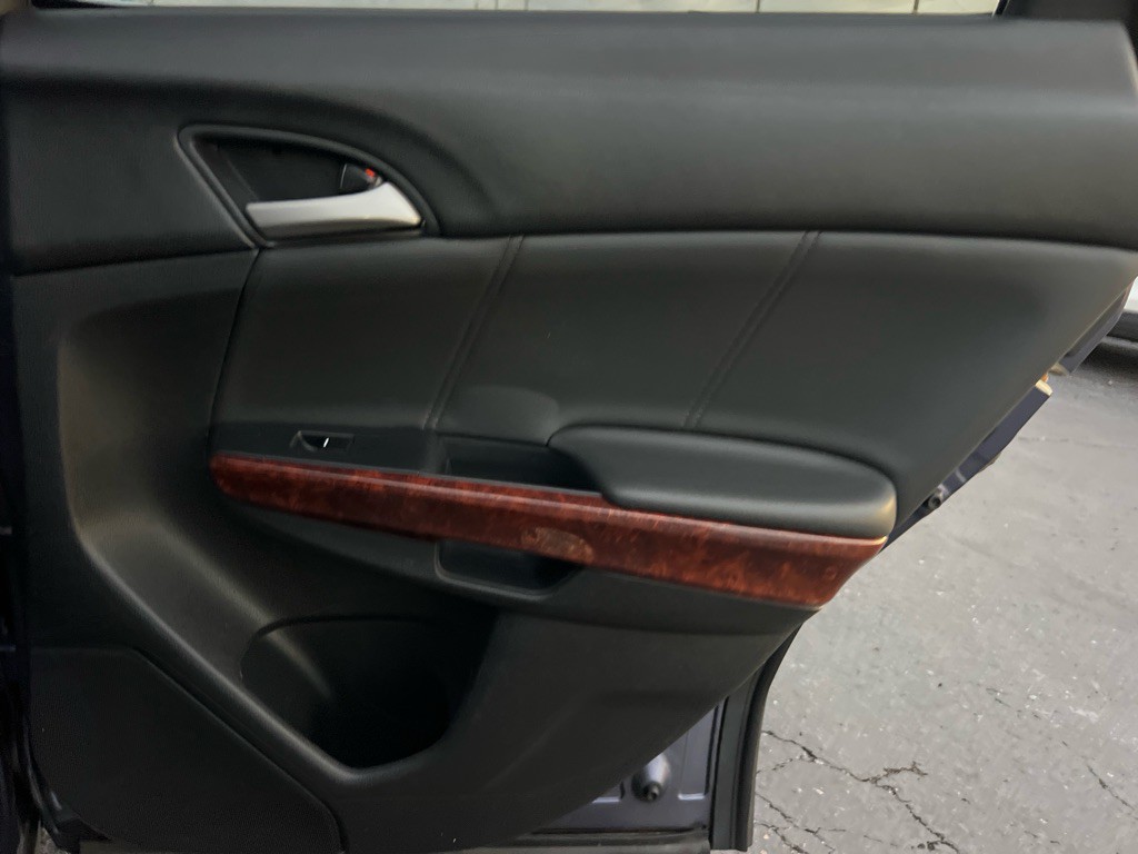 2012 Honda Crosstour Image 14