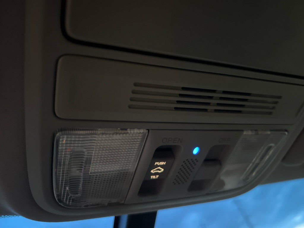 2012 Honda Crosstour Image 38