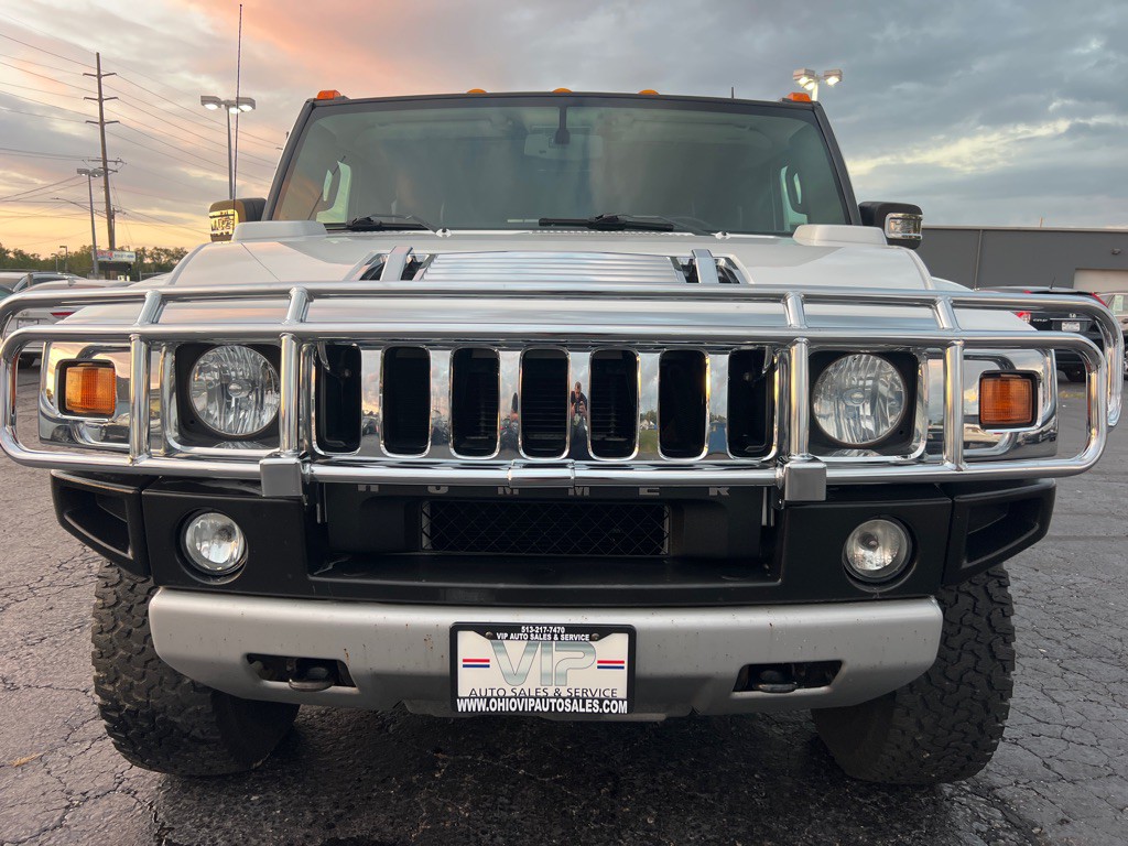 2009 HUMMER H2 Image 2