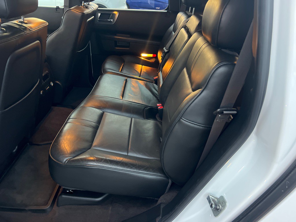 2009 HUMMER H2 Image 14
