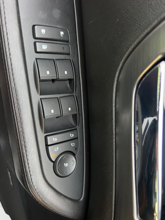 2009 HUMMER H2 Image 31